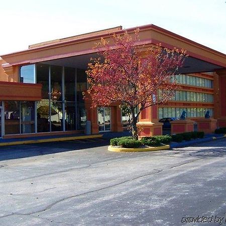 A Victory Inn & Suites - Muskegon Exterior foto